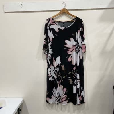 Taking Shape Womens  Size L Short Sleeve Dress  Black  / Pink  / White 