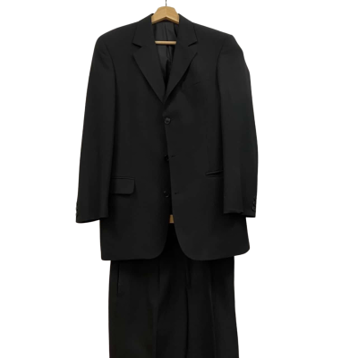 Pierre Cardin Mens Travel Suit Size 32 Black  