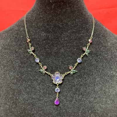 Avon Women's Vintage Floral Necklace 