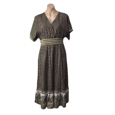 Adrift Womens Size M White / Black  / Gold Pattern Short Sleeve Midi Dress 