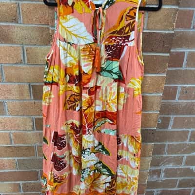 Naudic Womens  Size S Midi Dress  Peach Pattern 
