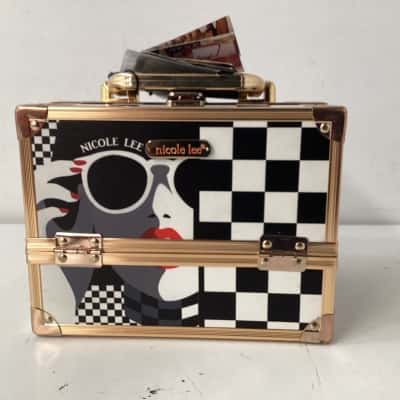 NEW- Nicole lee makeup case 