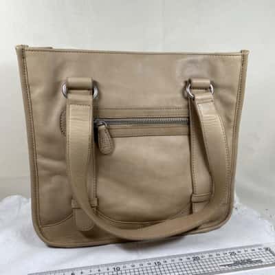 bul Womens Handbag Beige / Cream 
