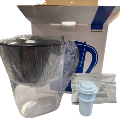 TUPPERWARE Water Jug - *NEW STILL IN PACKAGING 