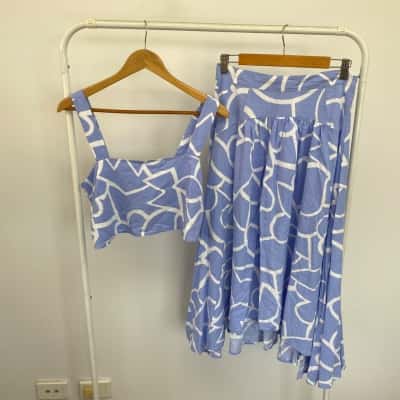 Mister Zimi Blue Pattern Crop Top And Midi Skirt  Size 8 