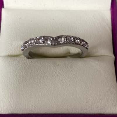  Sterling silver cubic zirconia ring 