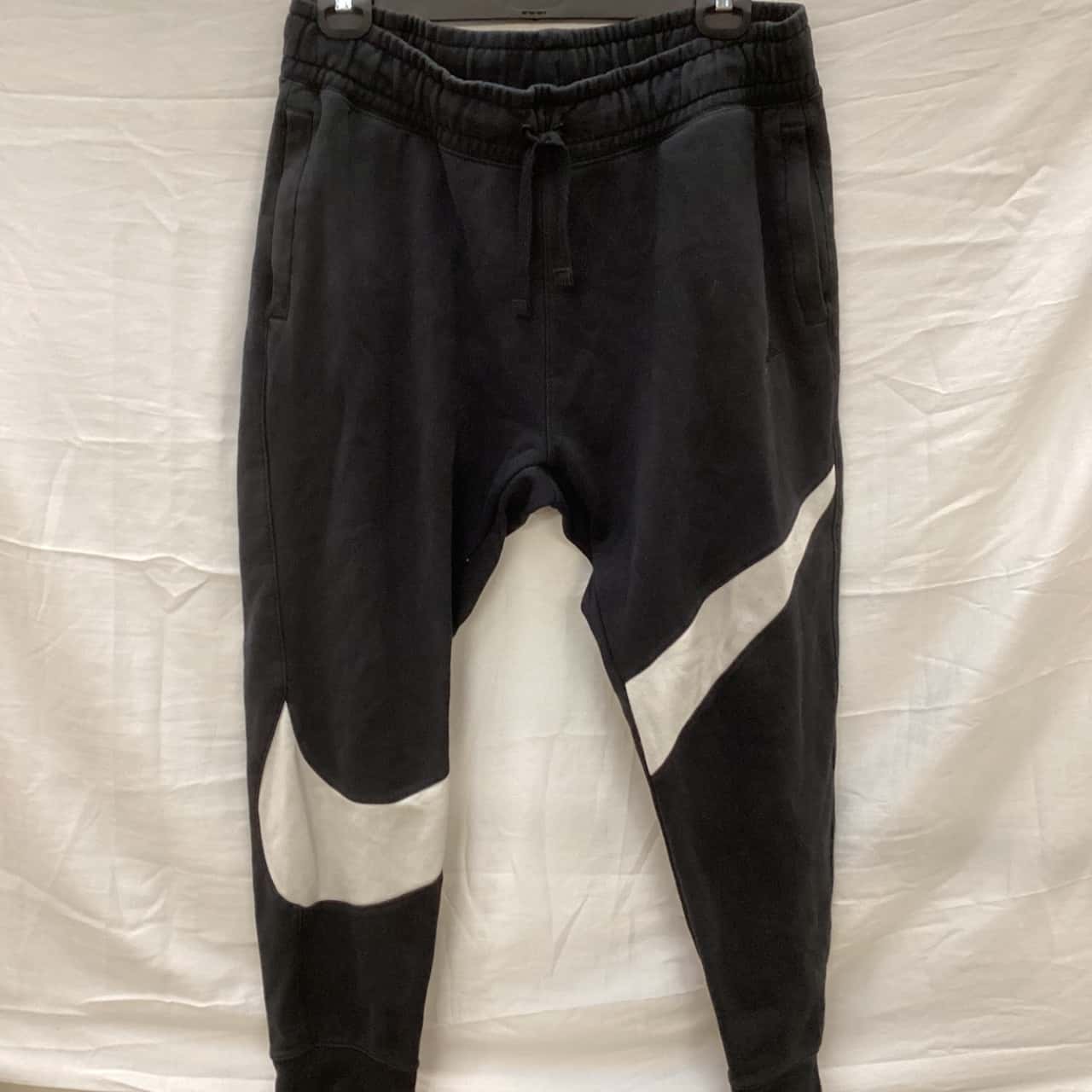 mens nike trackies