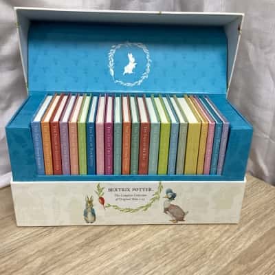 The World of Peter Rabbit - Beatrix Potter