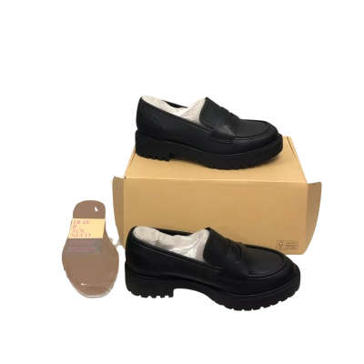 Wydr Womens  Size US 8 Loafers Black  