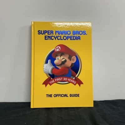 Super Mario Bros Encyclopaedia - The offical guide 