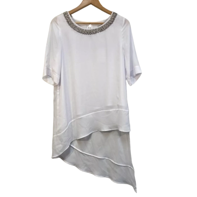 BNWT Queenspark Womens Size 10 White Beaded Collar Asymmetric Blouse 