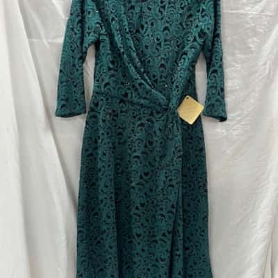 Anthea Crawford green emerald sequin dress