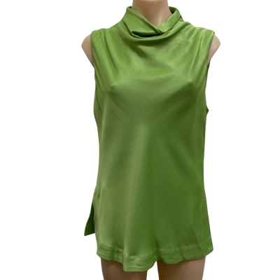 BNWT Country Road Women's green top  Size 12 