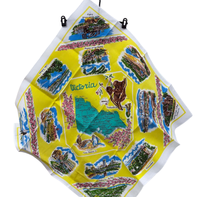 Victoria Souvenir Tablecloth