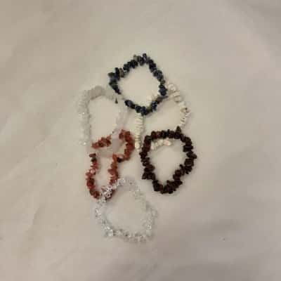  Womens White Howlight White Quartz  Sodalight Mahogany Obsidian & Clear Quartz Chip Stretch Bracelets
