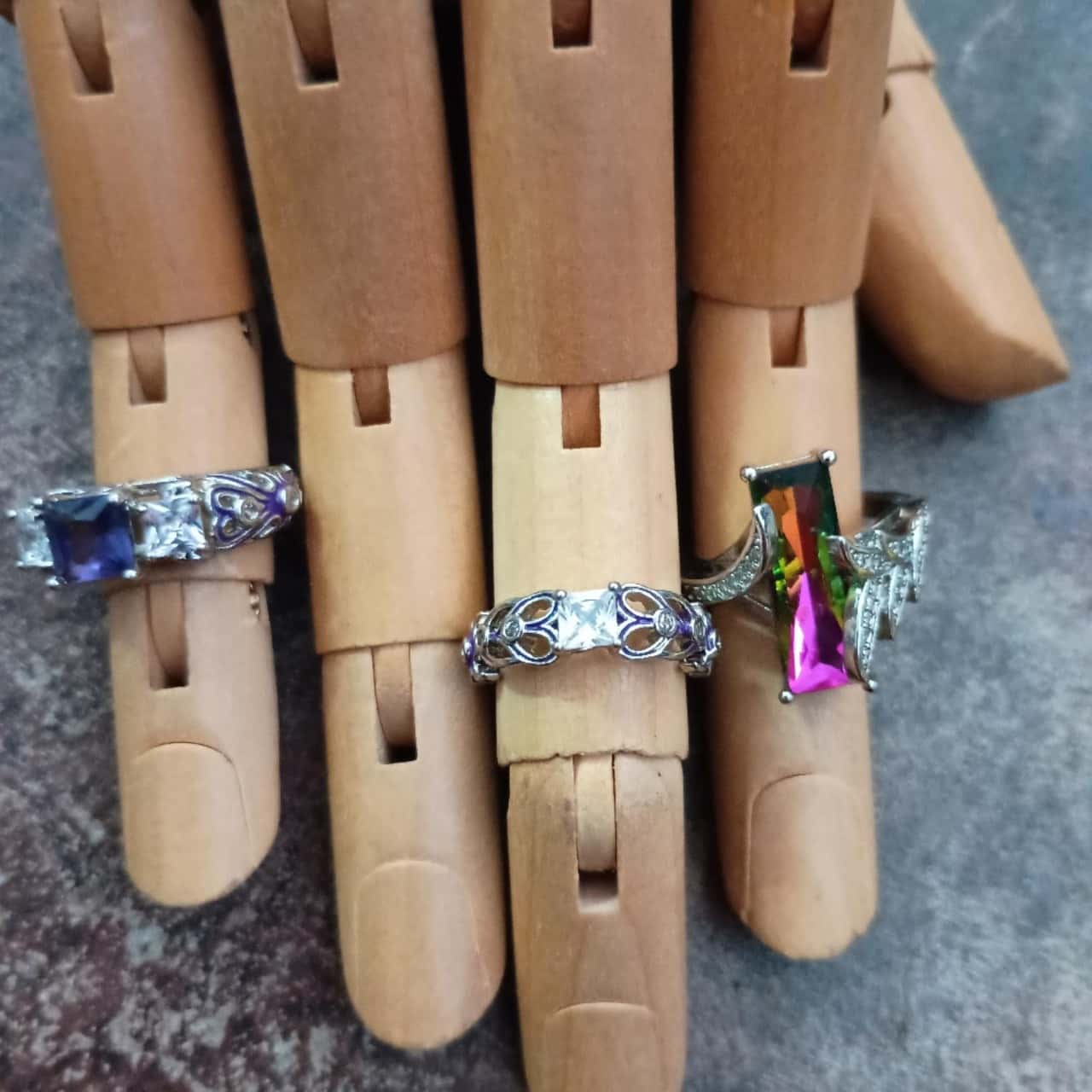 Costume Rectangular Rings 3 x Various Costume Rings(s) - Used Good | Salvos Stores