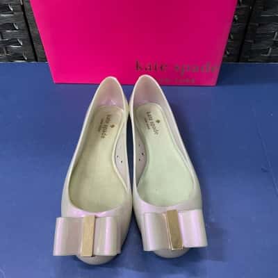 Kate Spade Womens  Size 8 Off White Balket Shies