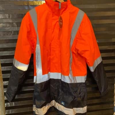 Mens Rainbird fluoro jacket Size L Orange/navy