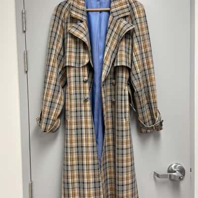 Women’s trench coat 