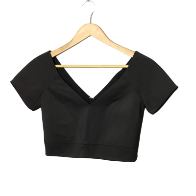 Manning Cartell Womens  Size 6 Cropped Top Black  