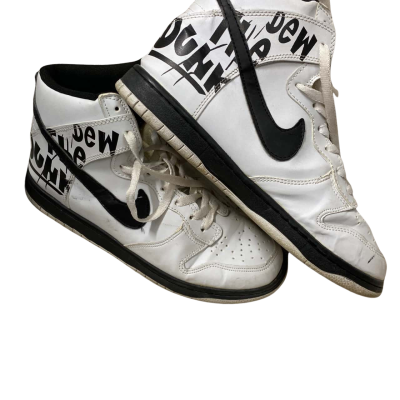 Nike ‘Air’ Mens  Size 9 Black / White basketball boot.