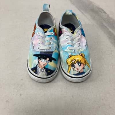 Vans x Sailor Moon Low Top Skate Shoes Size 9