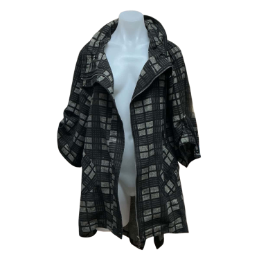 Mossee Womens Size 10 Winter Coat Black  / Off White / Pattern 