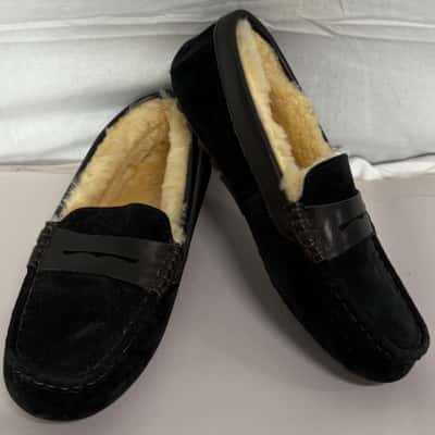 Sutton Ugg slippers black 