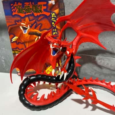Yugioh  reddragon vintage figurine 