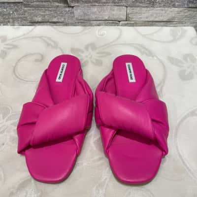 Country Road Womens  Size 35 Flats Pink  