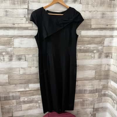 BNWT David Lawrence Bow Shoulder Dress