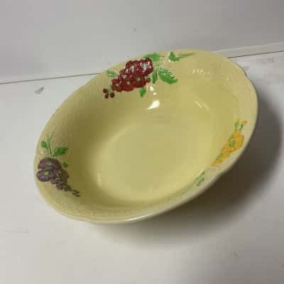 Weatherby Hanley falcon ware Yellow salad bowl with flower pattern