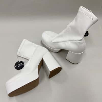 Betts - Womens Panama Block Platform Sock Boots - Size 6 - White 