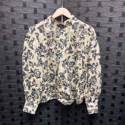 Zoe Kratzmann Womens  Size 1 Long Sleeve Top Beige / Blue / Pattern 