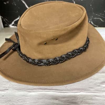 Jakaru Size M Brown hat 