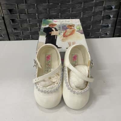  Tip Top Girls Size 5 Shoes Off White Flower Girl Dhoes