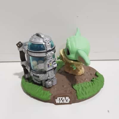 Grogu with Egg Canister Pop Vinyl Figure