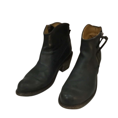  John Fluevog Shoes Black Size 8?