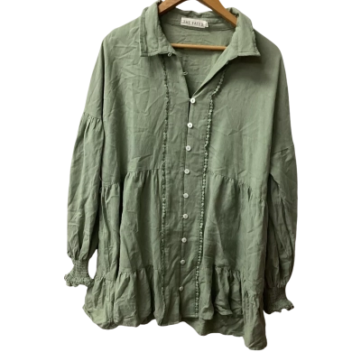 The Fated Womens  Size 16 Khaki top C