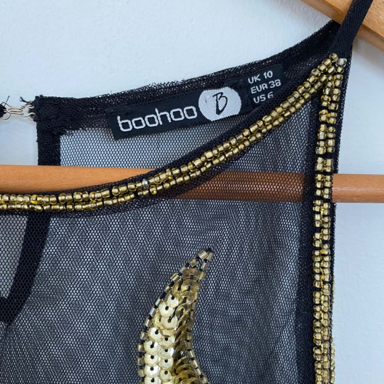 Boohoo Black Gold Embellished Mesh Maxi Dress Size 10 (s) - Used As New | Salvos Stores Boohoo Black Gold Embellished Mesh Maxi Dress Size 10 (s) - Used As New | Salvos Stores