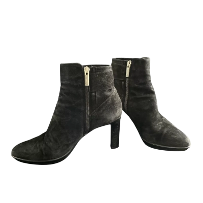 Aquatalia Womens Size 38 Black suede booties