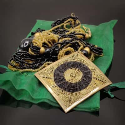Vintage & Very Eye-Catching Gold & Black Beaded Strands Necklace (64cm) With Bronze Woven Wire Drop (6cm)