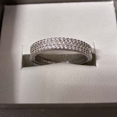 Michael Hill  jewellers  ring 