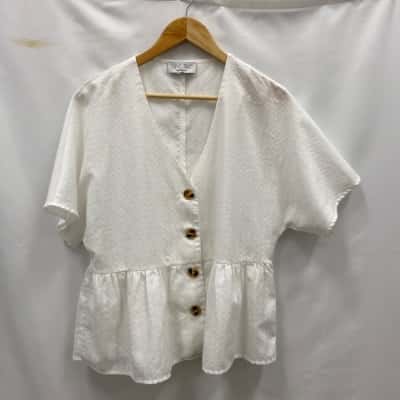 One Two Melbourne Women's Top Size 14 Short Sleeve Top White 