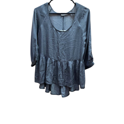 Picnic Womens  Size M 3/4 Sleeve Shirt Grey 