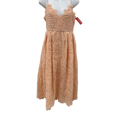 Slide Show Womens  Size 10 Cocktail Dress Peach 
