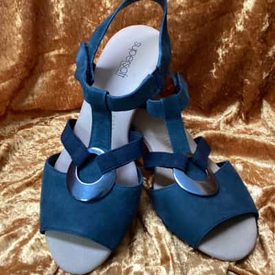 Diana Ferrari Ignis  Size 8C Sandals in Charcoal Nap