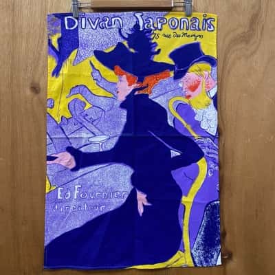 Divan Japonais: Henri de Toulouse-Lautrec Tea Towel