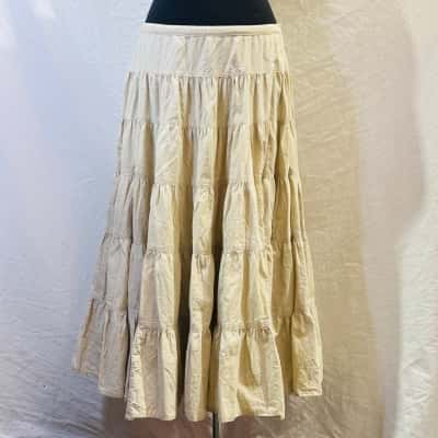 TOMMY HILFIGER Size 8 Tiered Skirt Beige 