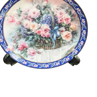 Lena Liu. 'Roses Collector Plates, Vintage, 1992 